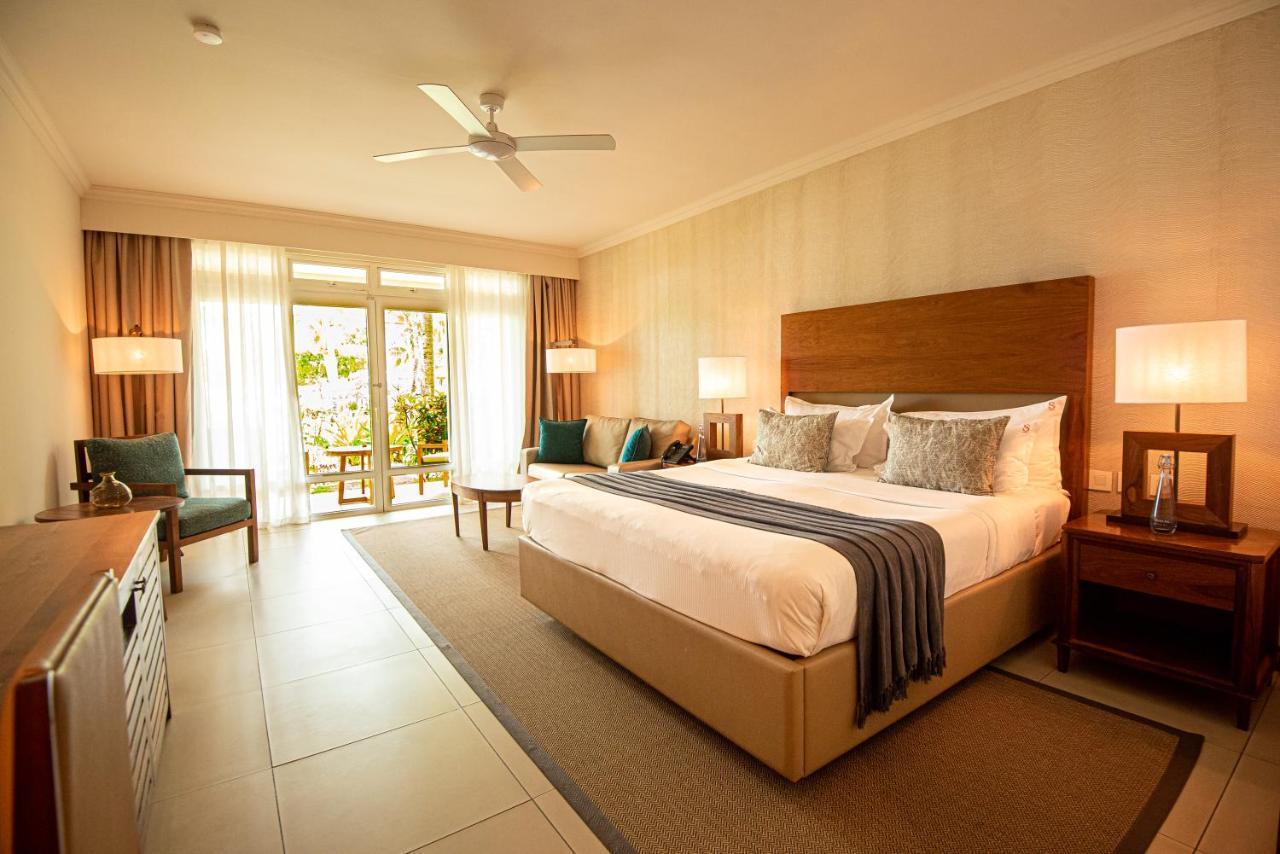 Sands Suites Resort & Spa Flic en Flac Экстерьер фото